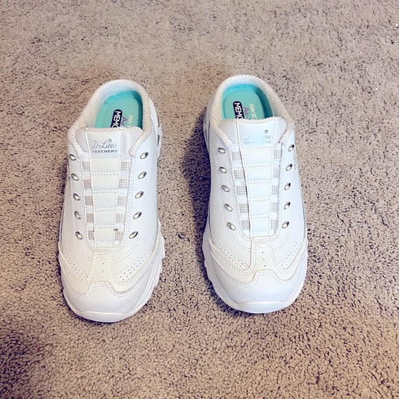 Sketchers D'lites - Bright Sky womens shoes - Picture 2 of 4